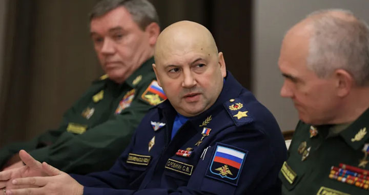 রাশিয়ার জেনারেল সুরোভিকিন বরখাস্ত