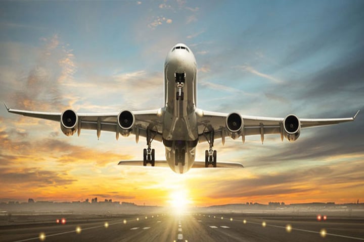 ইউক্রেনে দুই বিমানের সংঘর্ষে নিহত ৩