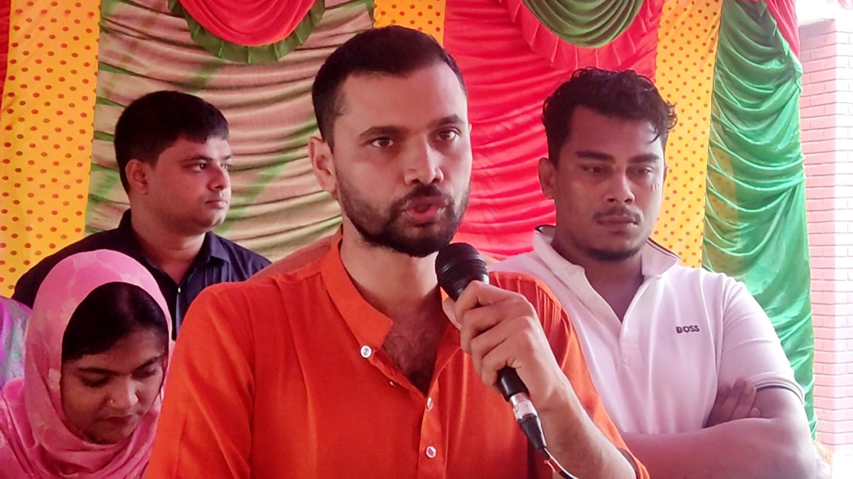 স্মার্ট বাংলাদেশ বিনির্মাণে শিক্ষকদের ভূমিকা মুখ্য : মাশরাফি