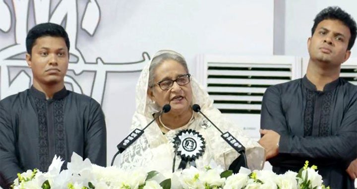 অশিক্ষিতদের হাতে বাংলাদেশ চলতে পারে না : প্রধানমন্ত্রী