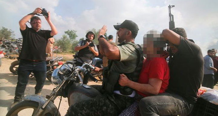 বিপুলসংখ্যক ইসরাইলিকে বন্দী করেছে ফিলিস্তিনিরা