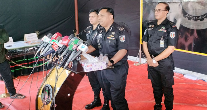 আরসা প্রধানের নির্দেশেই খুন হন মুহিবুল্লাহ : র‌্যাব