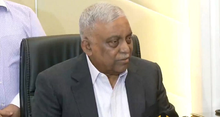 পোশাক খাতের অস্থিরতায় ইন্ধন দিচ্ছে বিএনপি : স্বরাষ্ট্রমন্ত্রী