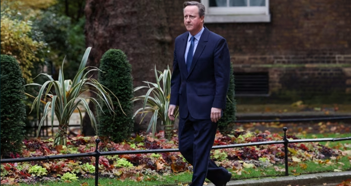 রাজনীতিতে ফিরলেন যুক্তরাজ্যের সাবেক প্রধানমন্ত্রী ডেভিড ক্যামেরন