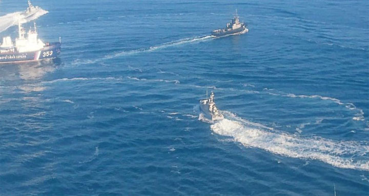 রাশিয়ার দুটি উভচর জাহাজ ডুবিয়ে দিয়েছে ইউক্রেন