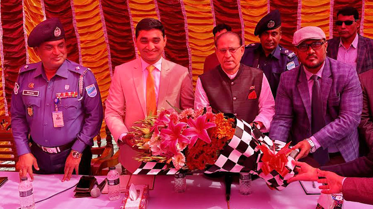 কেউ যেন ন্যায়বিচার থেকে বঞ্চিত না হয় : প্রাণিসম্পদমন্ত্রী