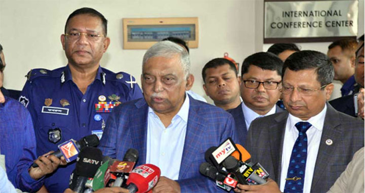 ব্যবসায়ীদের অধিক মুনাফার কারণে পণ্যের দাম বাড়ে : স্বরাষ্ট্রমন্ত্রী