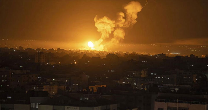 সিরিয়ায় ইসরায়েলের বিমান হামলায় নিহত ৩৬