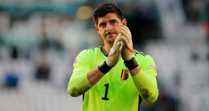 কাঁদতে কাঁদতে মাঠ ছেড়েছেন কোর্তোয়া