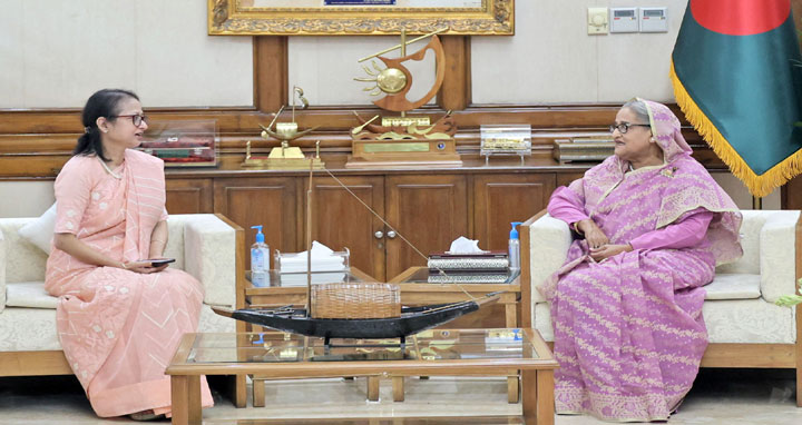 আর্থসামাজিক উন্নয়নে এডিবির আরও সহায়তা চেয়েছেন প্রধানমন্ত্রী