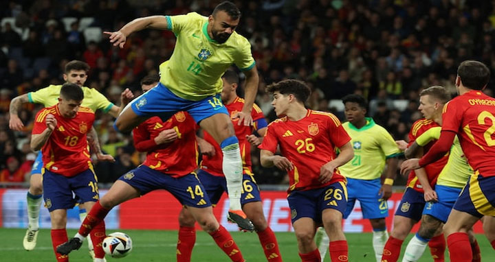 অদম্য ব্রাজিলকে হারাতে পারেনি স্পেন