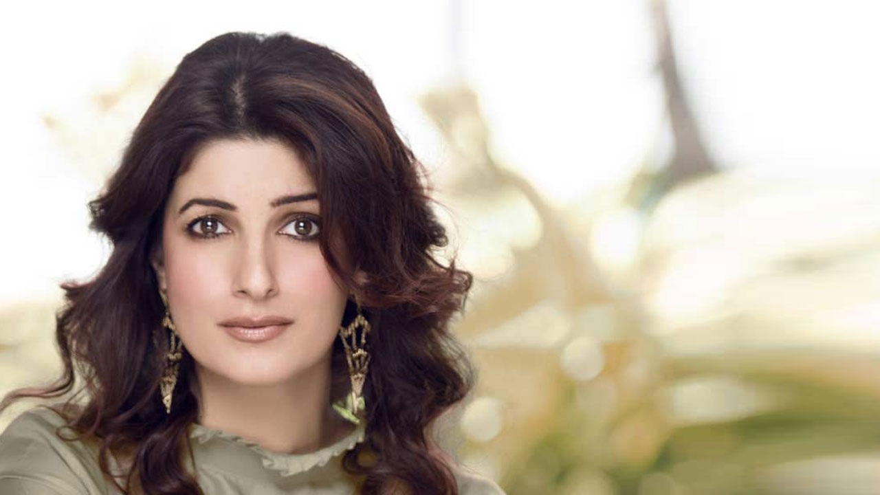 অক্ষয়ের নাচের ভঙ্গি নিয়ে ব্যঙ্গ টুইঙ্কেলের!