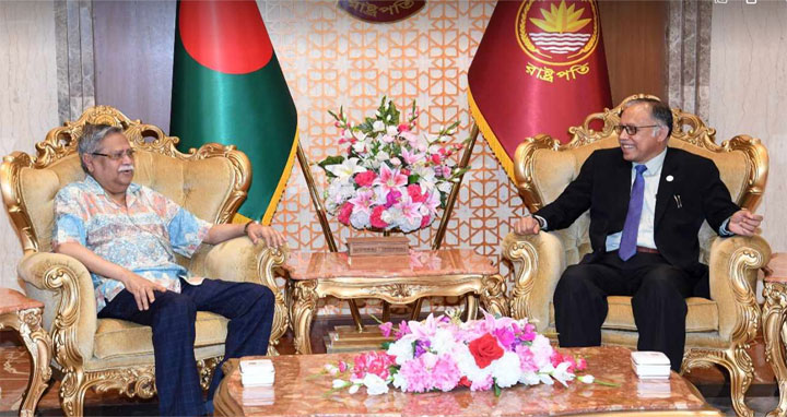 বিশ্ববিদ্যালয়গুলোয় যুগোপযোগী কারিকুলাম প্রণয়ন করতে হবে : রাষ্ট্রপতি