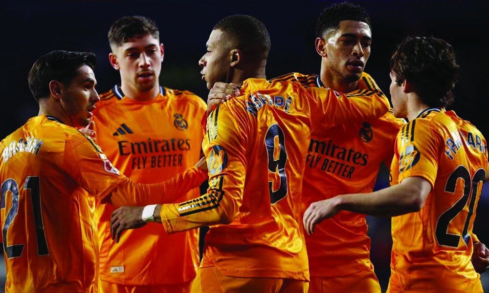 এমবাপ্পের হ্যাটট্রিকে রিয়ালের বড় জয়