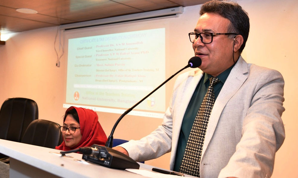 কলেজ শিক্ষকরা রাজনীতিতে জড়িত হলে গভর্নিং বডি ভেঙে দেওয়া হবে : জাবি উপাচার্য