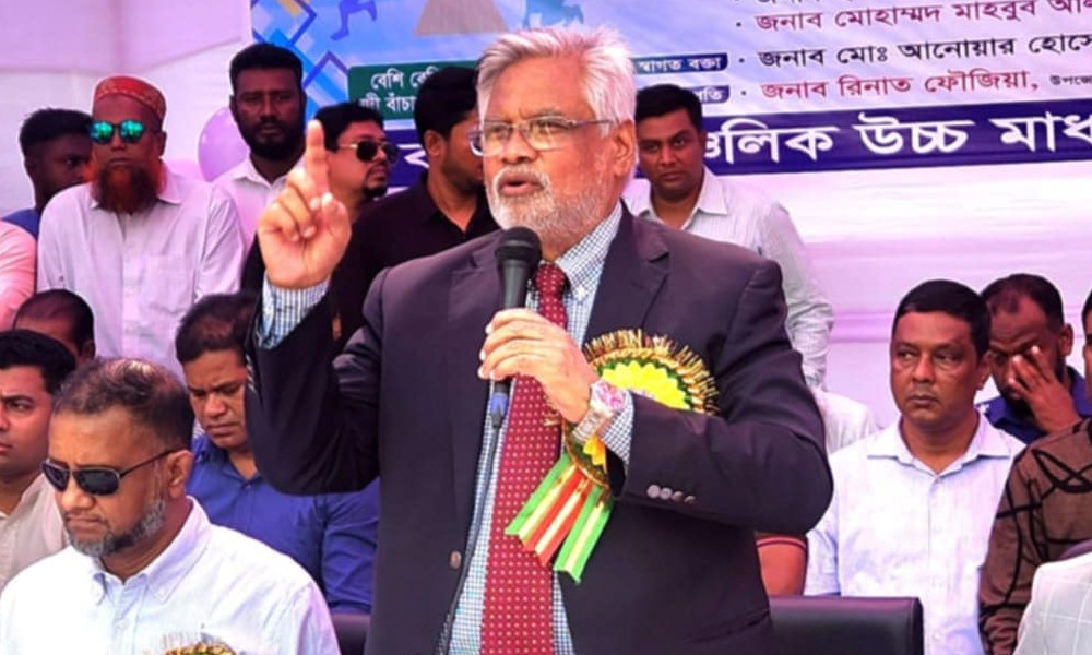 হাসিনা ভারতে বসে দেশ ধ্বংসের ষড়যন্ত্র করছেন : আমানউল্লাহ