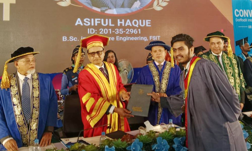 দারিদ্র্য ও বৈষম্য দূর করা আমাদের জন্য বড় চ্যালেঞ্জ : গণশিক্ষা উপদেষ্টা