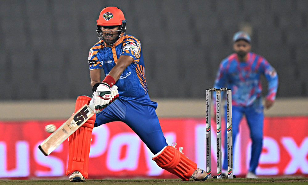 বিপিএলে দ্বিতীয় বাংলাদেশি হিসেবে ৫০০ রানের মাইলফলক নাঈমের