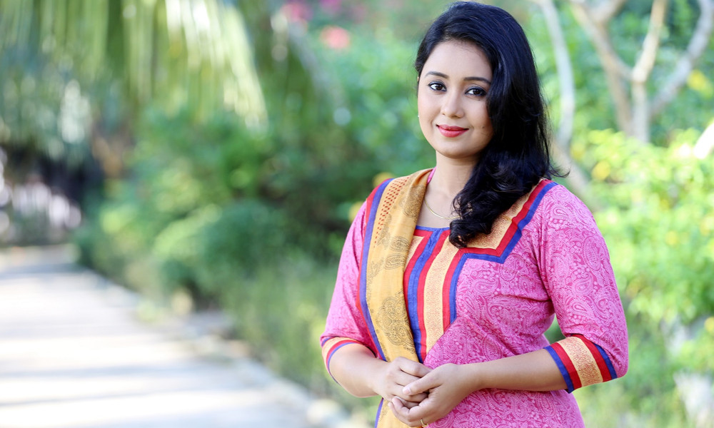 অভিনয় ছেড়ে দিয়েছি, এমনটা নয় : ফারহানা মিলি