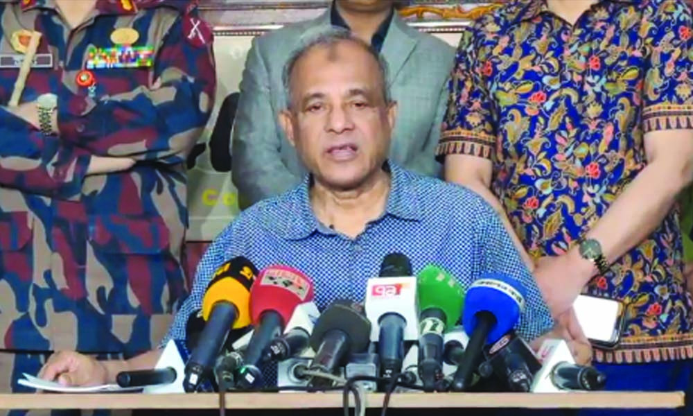 দেশকে অস্থিতিশীল করার চেষ্টা করছে আ. লীগের দোসররা : স্বরাষ্ট্র উপদেষ্টা