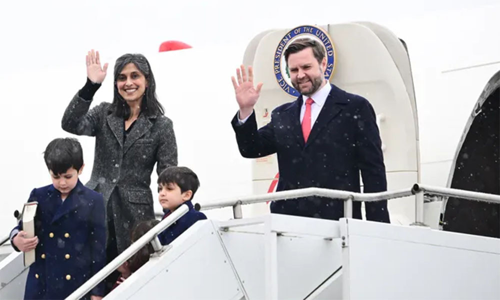 জেলেনস্কির সঙ্গে বাগবিতণ্ডা, পরিবারসহ ‘অজ্ঞাত স্থানে’ জেডি ভ্যান্স