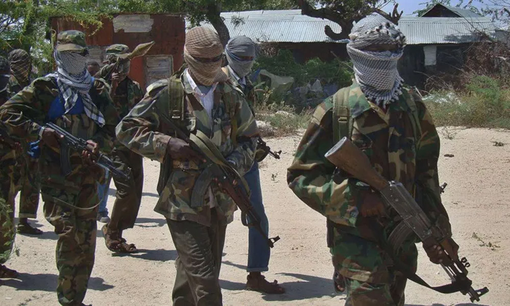 কেনিয়ায় সামরিক ঘাটিতে হামলা, ৬ পুলিশ নিহত