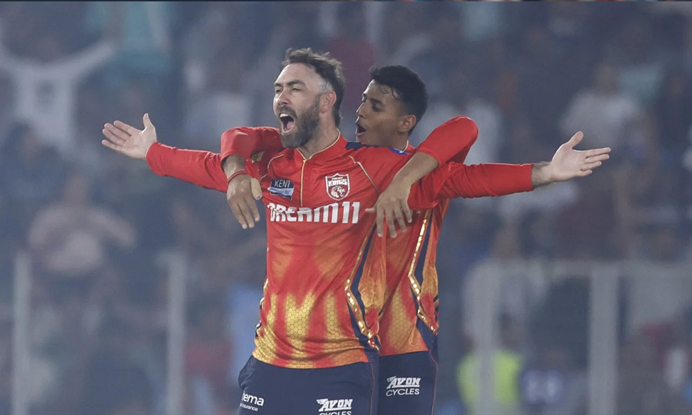 যে রেকর্ডে রোহিত-কার্তিককে পেছনে ফেলে শীর্ষে ম্যাক্সওয়েল