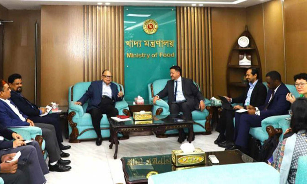 খাদ্য উপদেষ্টার সঙ্গে বিশ্বব্যাংকের প্রতিনিধিদলের সাক্ষাৎ
