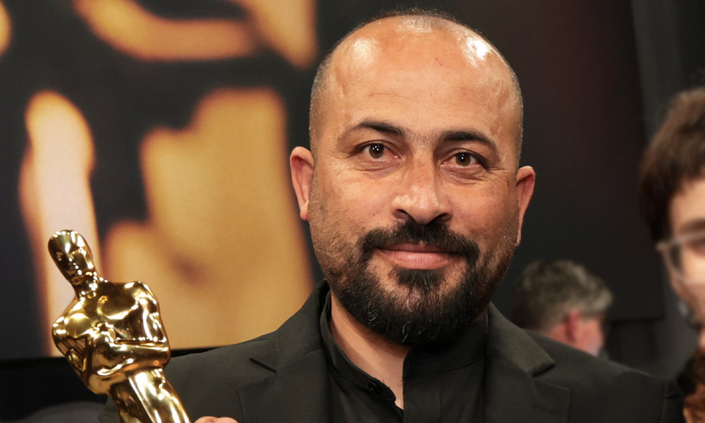 ইসরায়েলি সেনার হাত থেকে মুক্ত হলেন ফিলিস্তিনি নির্মাতা