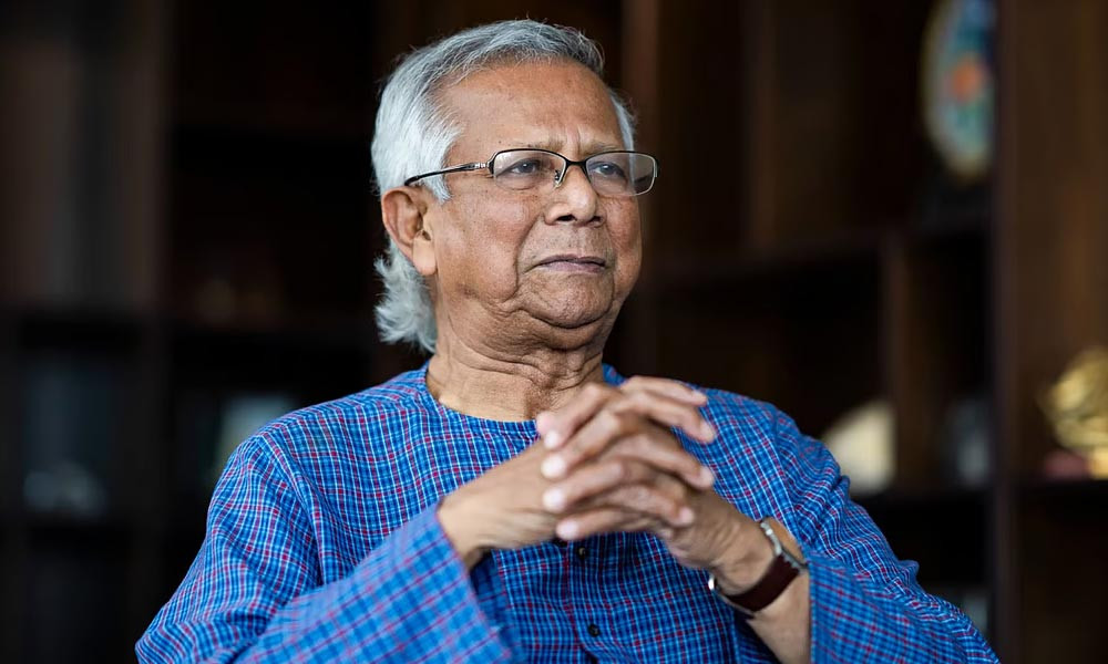 বেইজিং থেকে ঢাকার পথে প্রধান উপদেষ্টা