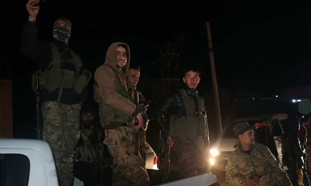 সিরিয়ায় আসাদ অনুগতদের সঙ্গে সরকারি বাহিনীর সংঘর্ষে নিহত ৭০