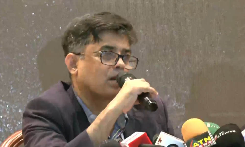 পলাতক আ. লীগের নেতাদের অবশ্যই আইনের আওতায় আনা হবে : শফিকুল আলম