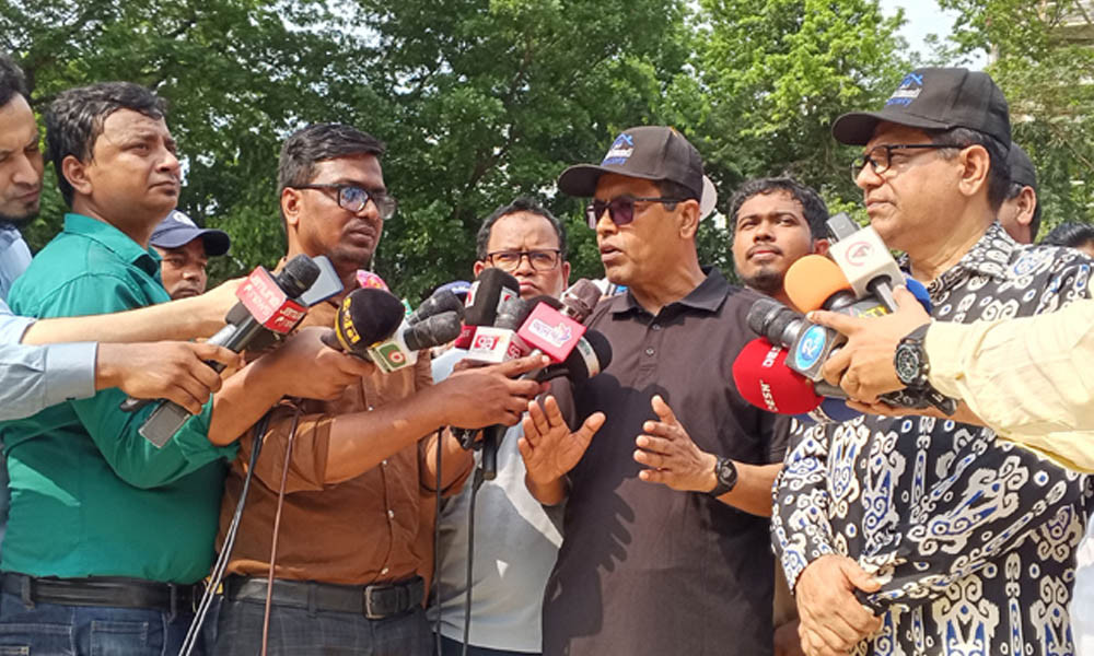 হাসপাতালে ডেঙ্গু রোগীদের বেশির ভাগ ঢাকার বাইরের : ডিএসসিসি প্রশাসক