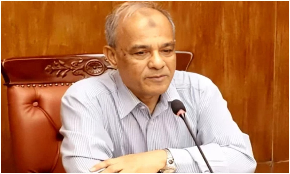 ডিবি থেকে রেজাউল করিমকে সরানোর বিষয়ে যা বললেন স্বরাষ্ট্র উপদেষ্টা