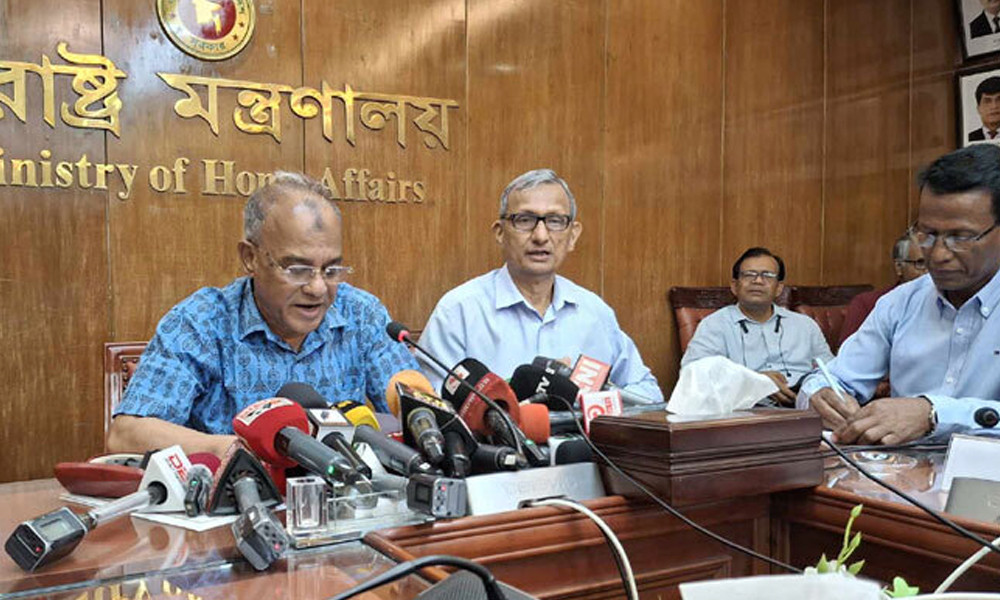 মেঘনা আলমের প্রতি বেআইনি কিছু করা হয়নি : খোদা বকস