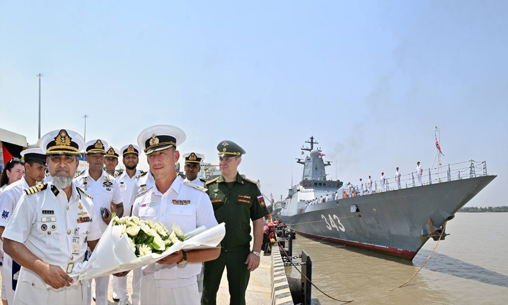 চট্টগ্রাম বন্দরে এলো রাশিয়ার ৩ যুদ্ধজাহাজ