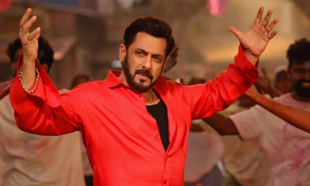 অবশেষে সেঞ্চুরি হাঁকাল সালমানের সিনেমা