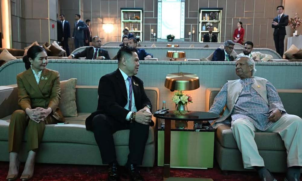 প্রধান উপদেষ্টার সঙ্গে থাইল্যান্ডের দুই মন্ত্রীর সাক্ষাৎ