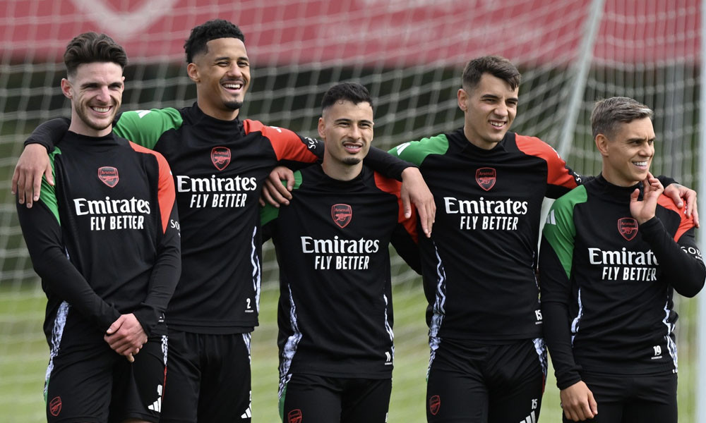 পিএসজির মাঠে জাদুকরী মুহূর্ত দেখিয়েই ফাইনালে যেতে চায় আর্সেনাল