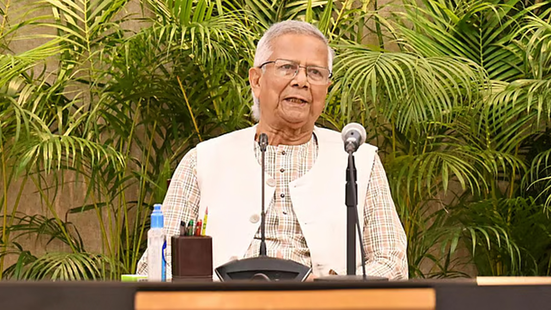 যুক্তরাষ্ট্রে ভারতের কড়া সমালোচনা করলেন প্রধান উপদেষ্টা