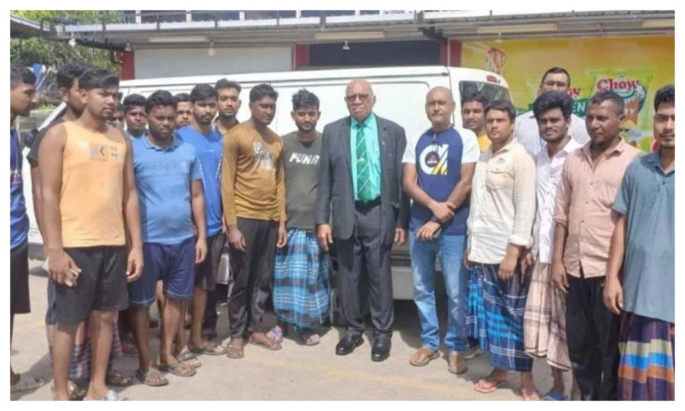 ফিজিতে ২৬ বাংলাদেশি শ্রমিকের কষ্টের কথা শুনলেন প্রধানমন্ত্রী