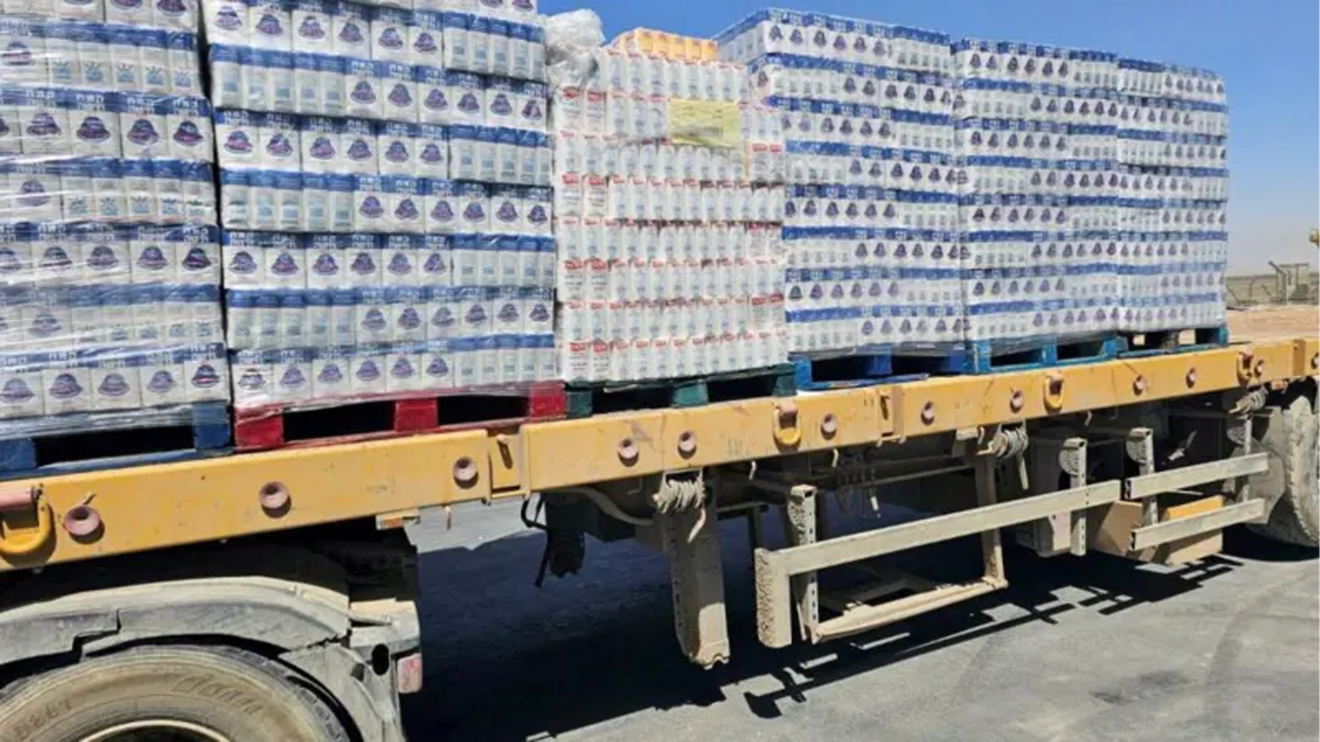 ইসরাইলের বাধায় গাজায় এখনো ত্রাণ বিতরণ শুরু করা যায়নি: জাতিসংঘ