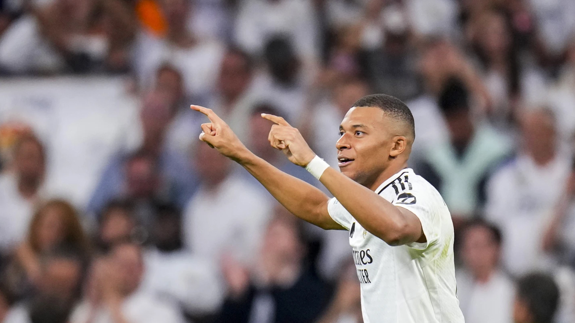 ইউরোপের সোনার জুতা জিতে এমবাপ্পের অনন্য রেকর্ড