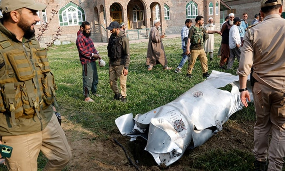 পাকিস্তানে ভারতের ক্ষেপণাস্ত্র হামলায় ২৬ বেসামরিক নিহত