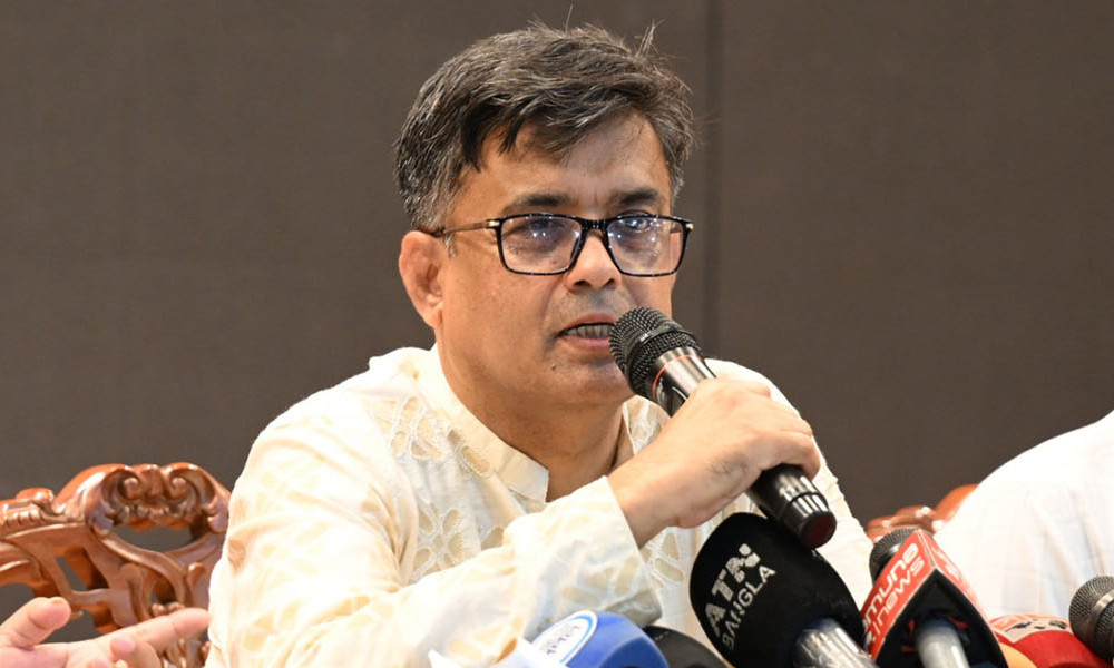 সরকারি চাকরিজীবীদের ব্যাপারে সরকারের অবস্থান স্পষ্ট করলেন প্রেসসচিব