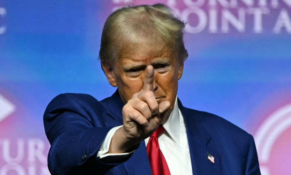 পুতিন আগুন নিয়ে খেলছেন: ট্রাম্প