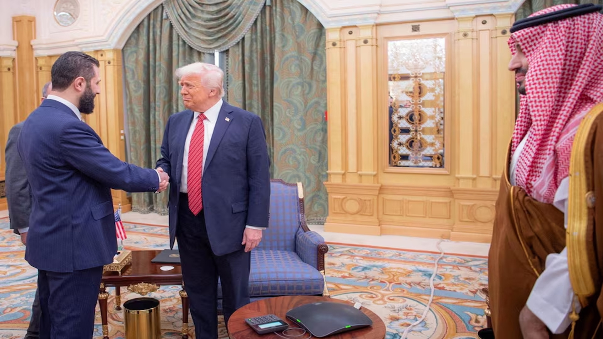 নিষেধাজ্ঞা প্রত্যাহারের মার্কিন পদক্ষেপকে স্বাগত জানাল সিরিয়া