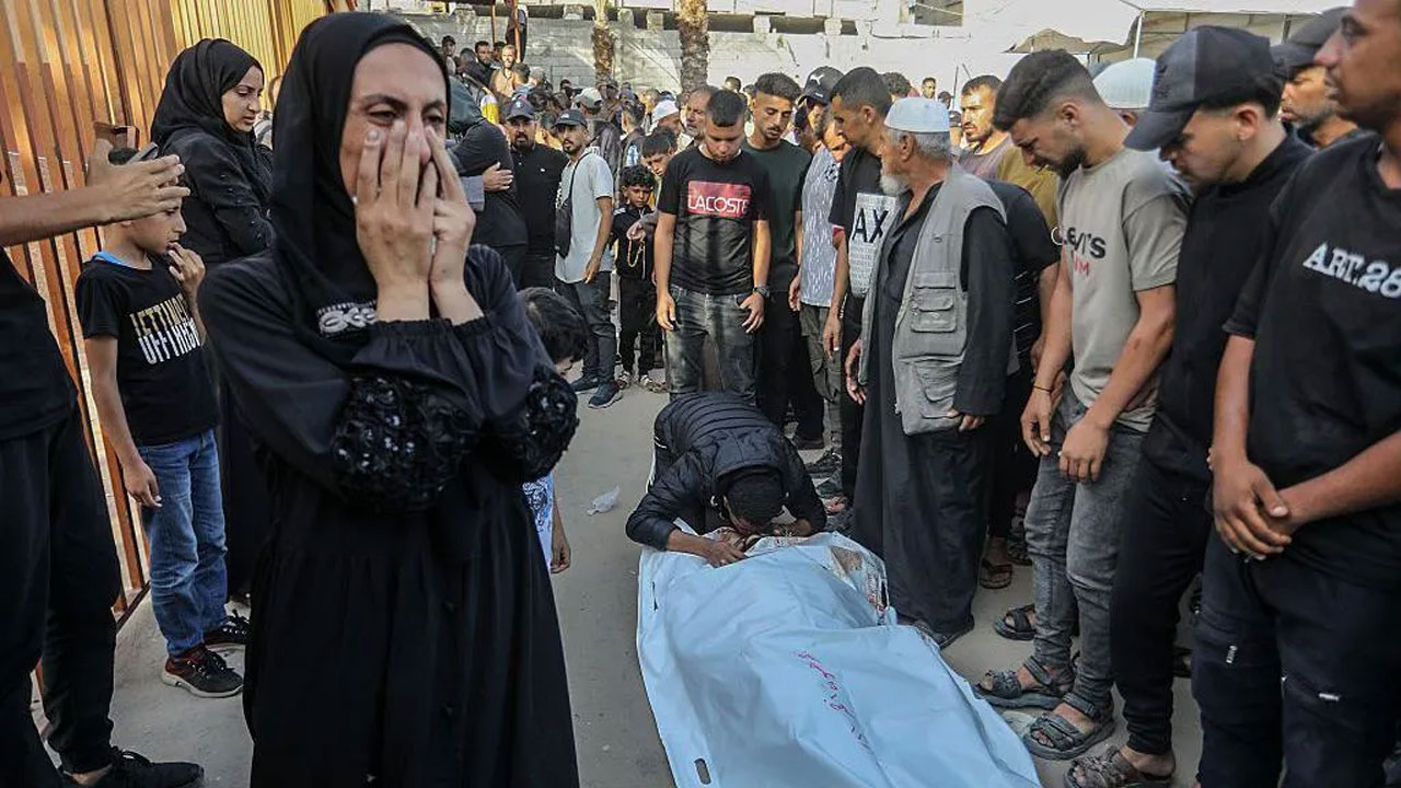 ইসরায়েলি হামলায় একদিনে অন্তত ৫২ জন ফিলিস্তিনি নিহত