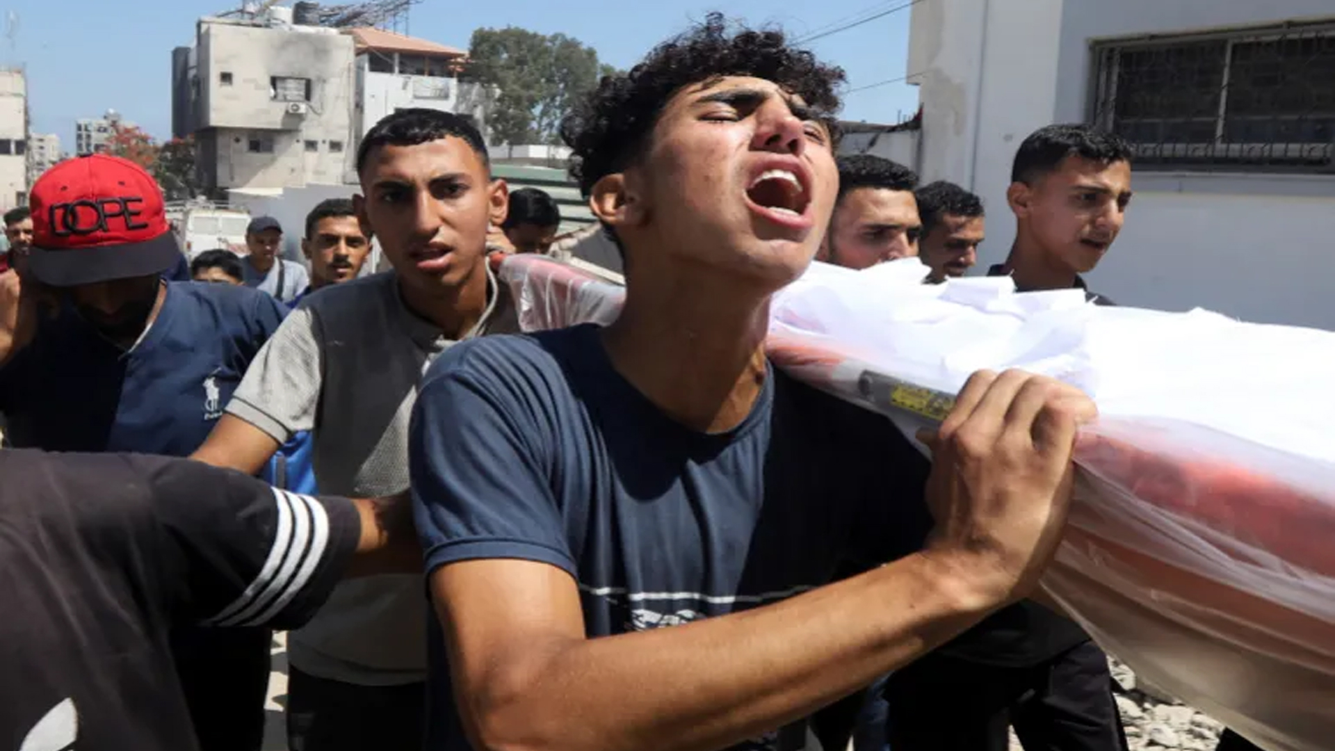 ইসরাইলি হামলায় গাজায় ত্রাণ কেন্দ্রে গুলিবিদ্ধ হয়ে অন্তত ৩৩ জনসহ ৭৮ ফিলিস্তিনি নিহত