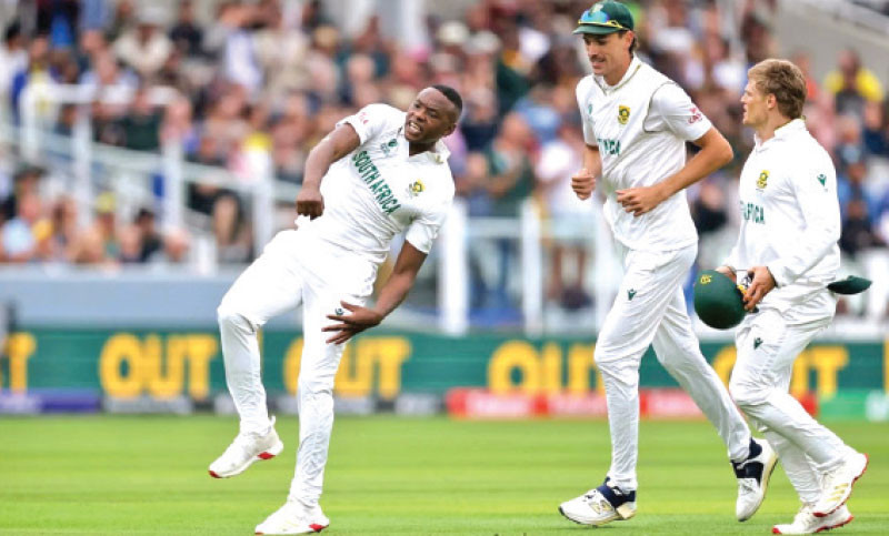 স্মিথের রেকর্ডের দিনে নায়ক রাবাদা